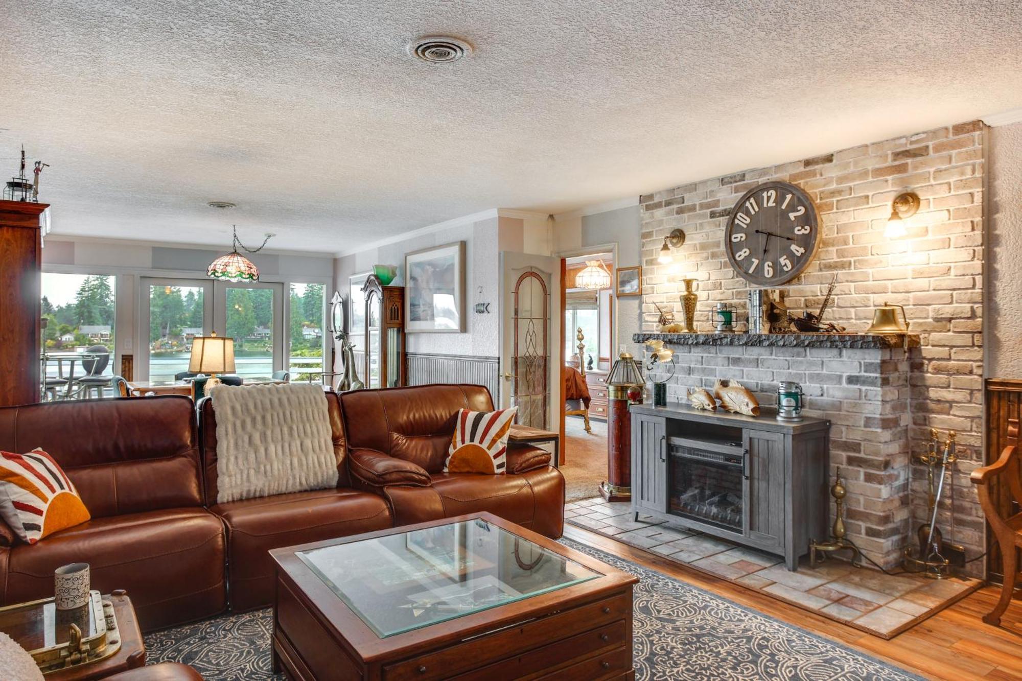 Tacoma Home On Steilacoom Lake With Dock! Luaran gambar