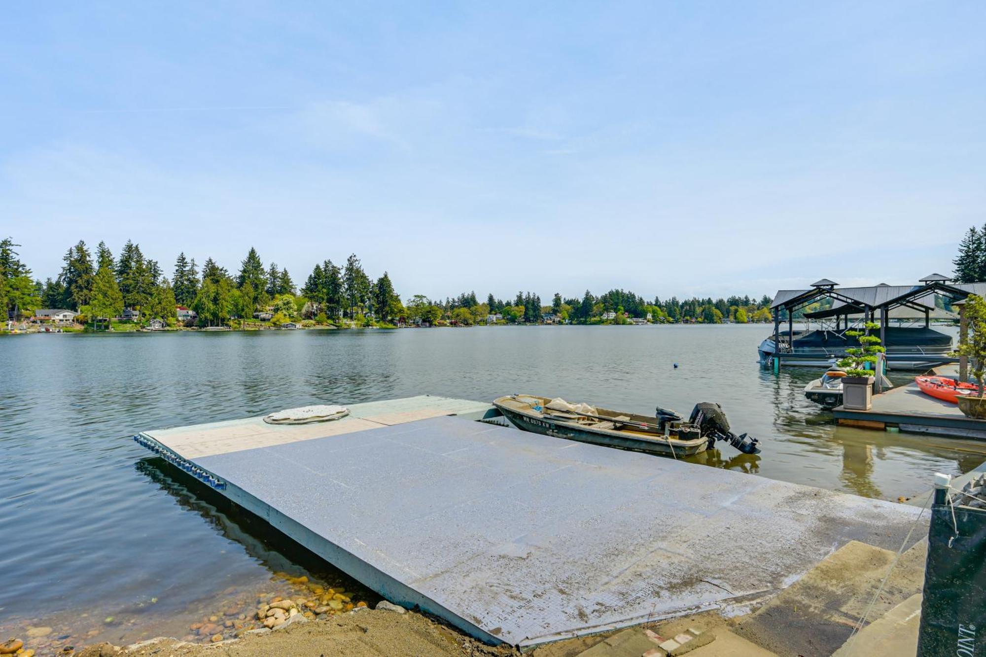 Tacoma Home On Steilacoom Lake With Dock! Luaran gambar
