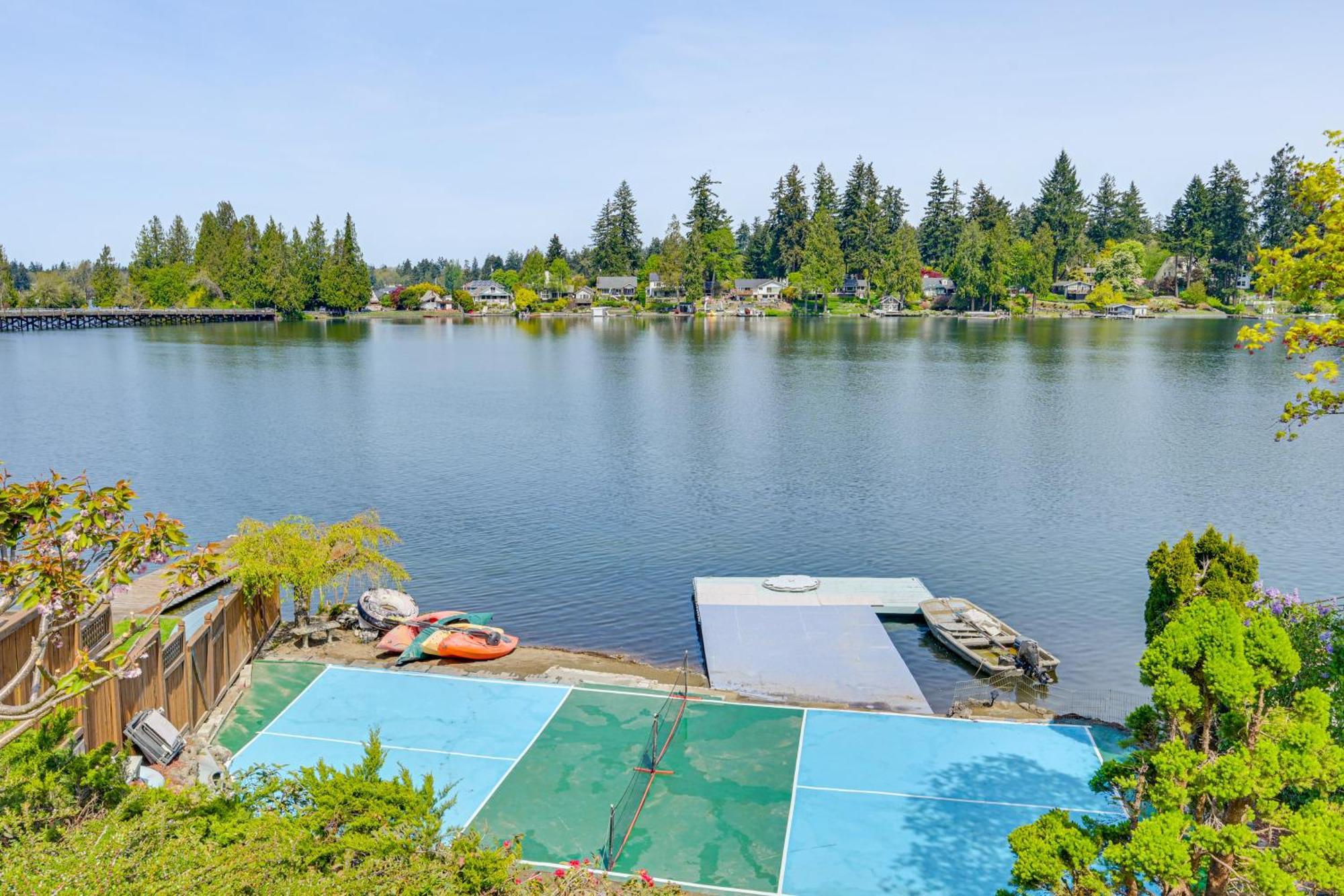 Tacoma Home On Steilacoom Lake With Dock! Luaran gambar