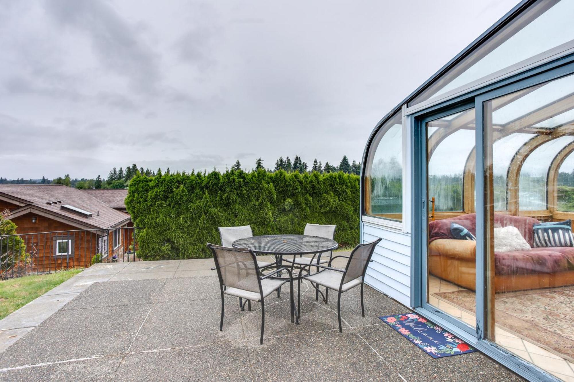 Tacoma Home On Steilacoom Lake With Dock! Luaran gambar
